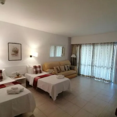 Apartment Flat In Pyr *